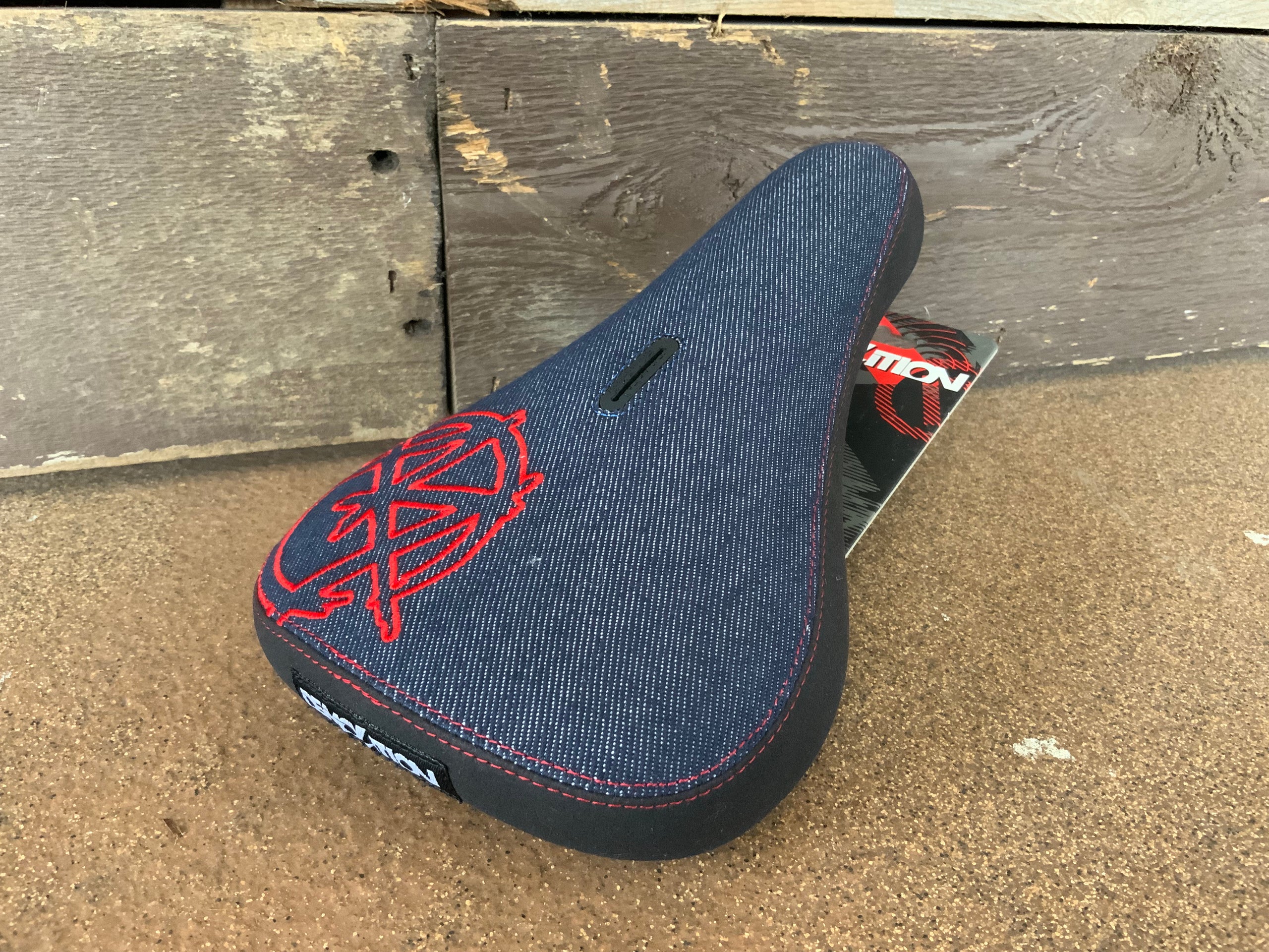 Demolition bmx seat online